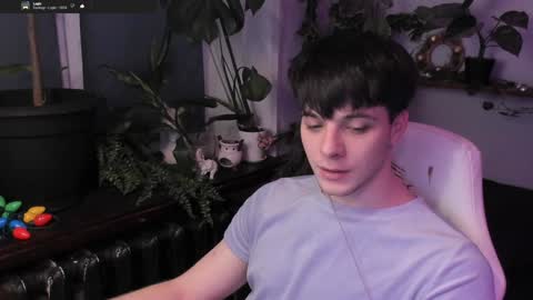 Gus online show from January 8, 8:29 pm