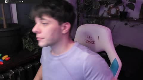 Gus online show from January 12, 9:19 pm