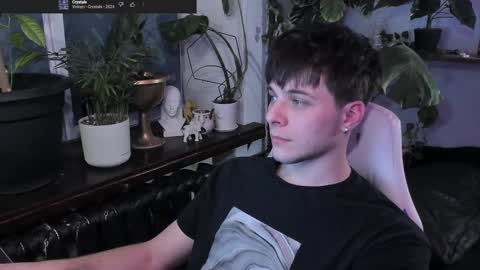 Gus online show from February 27, 8:31 pm