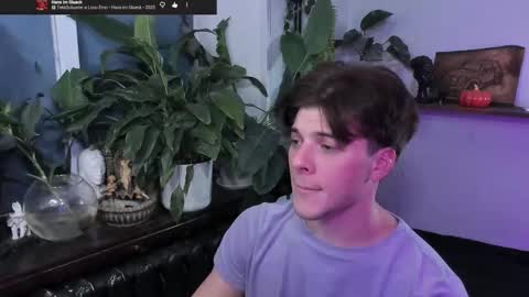 Gus online show from October 31, 8:54 pm