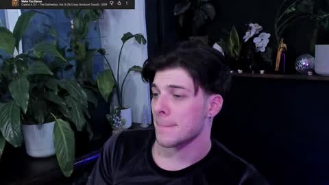 Gus online show from January 11, 9:53 pm