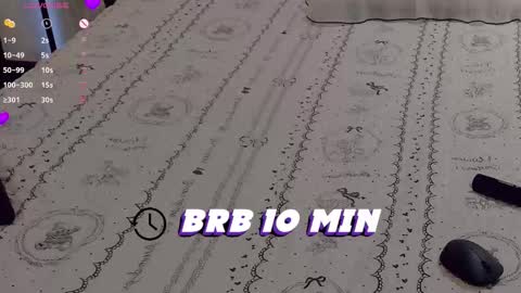 whitehelenn online show from February 17, 6:25 pm