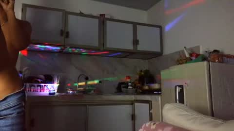 whiteshadow_698 online show from July 22, 4:15 am