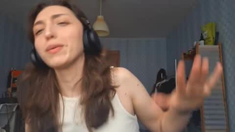 Cindy online show from March 20, 2:33 pm