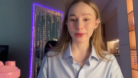 Alisa online show from December 28, 6:28 am