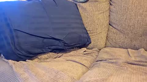 whorekneeweeny online show from March 30, 9:16 pm