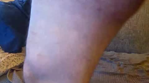 whorekneeweeny online show from April 10, 5:39 pm