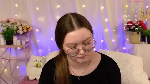 Sarah online show from February 28, 7:37 am