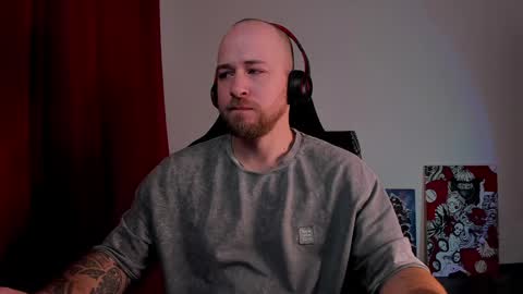 VI online show from December 11, 2:44 pm