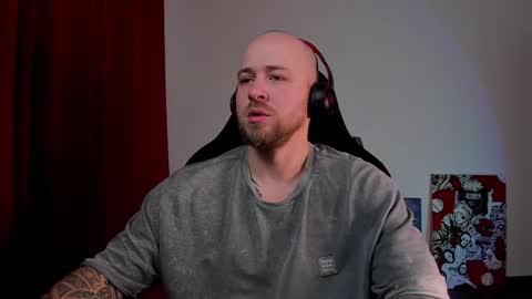 VI online show from December 13, 5:32 pm