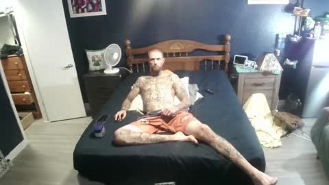 Snapshot of whyteboi8989 chatting on September 22, 7:21 am whyteboi8989 online show from September 22, 7:21 am