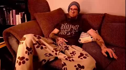 Snapshot of wickedknots chatting on October 23, 2:55 am WickedKnots online show from October 23, 2:55 am