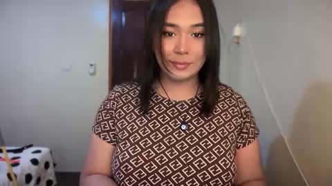 Snapshot of wickedwillowxxx chatting on May 14, 5:31 pm Minna online show from May 14, 5:31 pm
