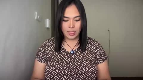Snapshot of wickedwillowxxx chatting on May 17, 5:42 pm Minna online show from May 17, 5:42 pm