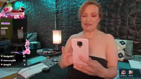 Snapshot of wife_mature chatting on December 30, 3:35 pm sussy online show from December 30, 3:35 pm