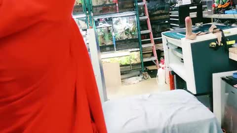 Snapshot of wifen_heels chatting on January 14, 11:58 pm WifeNheels online show from January 14, 11:58 pm