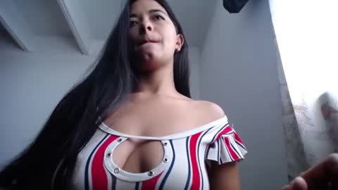 Ilauren online show from December 29, 12:12 pm