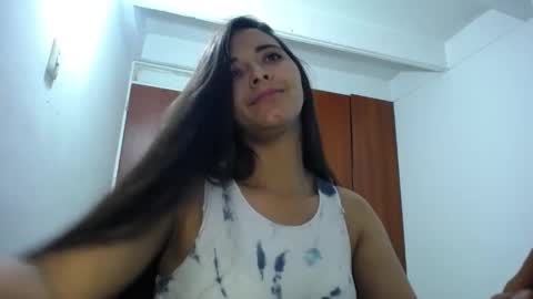 Ilauren online show from January 6, 1:04 pm