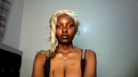 wiggly ashly online show from January 17, 2:49 am