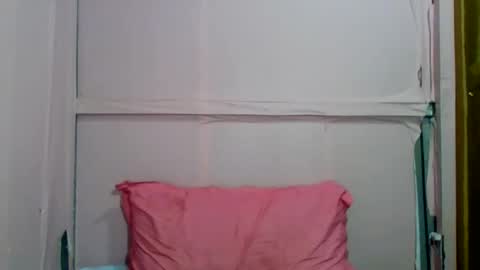 Snapshot of wild_doll69 chatting on June 3, 10:51 am wild_doll69 online show from June 3, 10:51 am