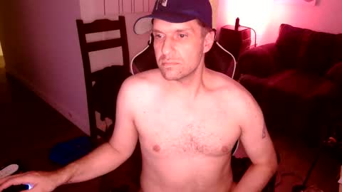 Snapshot of wild_otters chatting on November 2, 1:30 am Wi1d Ott3r online show from November 2, 1:30 am