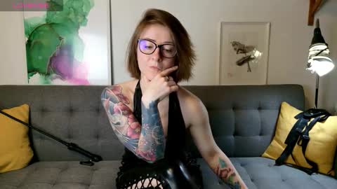 wild_peony online show from November 7, 3:12 pm