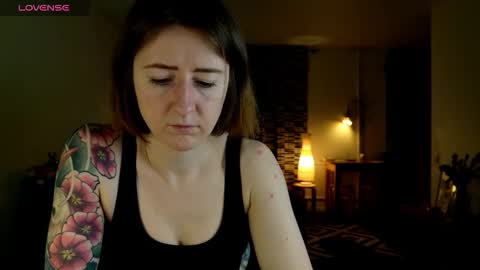 wild_peony online show from February 5, 6:23 pm