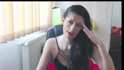 Bea online show from November 26, 7:20 am