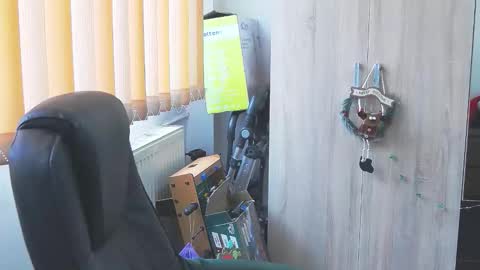 Bea online show from December 17, 11:16 am