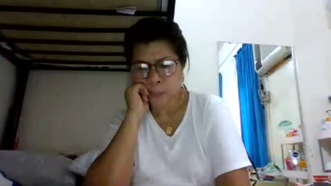 WildChick online show from August 6, 4:25 am