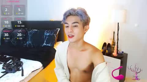 Snapshot of wildesttwinky chatting on April 17, 4:21 pm Arvie Rubio online show from April 17, 4:21 pm