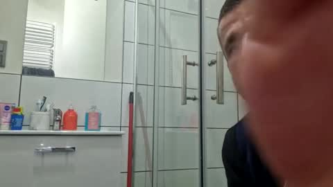 wildmike93 online show from February 22, 8:13 am