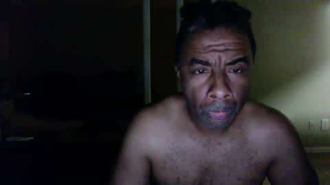 Snapshot of wildnight007 chatting on December 15, 5:02 am wildnight007 online show from December 15, 5:02 am