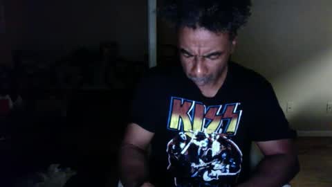 Snapshot of wildnight007 chatting on January 2, 2:33 am wildnight007 online show from January 2, 2:33 am