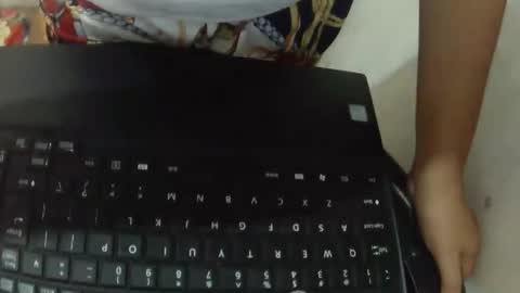 Snapshot of wildpoohkhaye chatting on February 24, 3:48 am wildpoohkhaye online show from February 24, 3:48 am