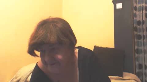 WildRedCat online show from April 18, 8:20 pm