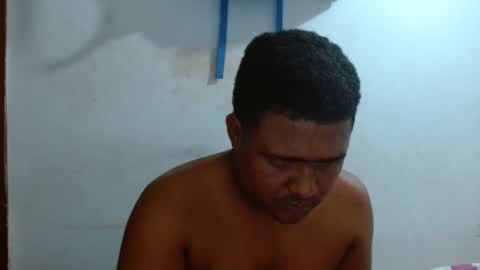 Snapshot of wilintom483797 chatting on January 19, 11:32 pm wilintom y sharon online show from January 19, 11:32 pm