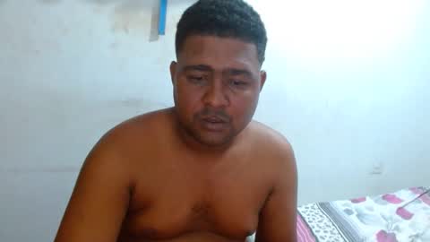 Snapshot of wilintom483797 chatting on February 4, 1:02 am wilintom y sharon online show from February 4, 1:02 am