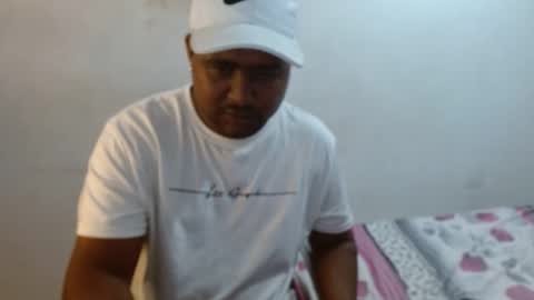 Snapshot of wilintom483797 chatting on February 6, 1:05 am wilintom y sharon online show from February 6, 1:05 am