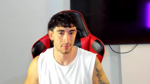 Snapshot of will_ferrari300 chatting on February 5, 9:14 am will_ferrari300 online show from February 5, 9:14 am