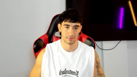 Snapshot of will_ferrari300 chatting on February 8, 10:29 am will_ferrari300 online show from February 8, 10:29 am