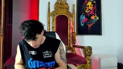 will_ferrari300 online show from May 25, 12:27 am