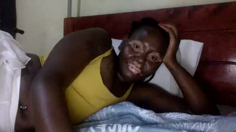 Snapshot of willa_sara chatting on February 16, 8:27 pm Willa Sara online show from February 16, 8:27 pm