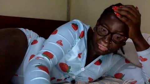 Snapshot of willa_sara chatting on February 28, 7:37 pm Willa Sara online show from February 28, 7:37 pm