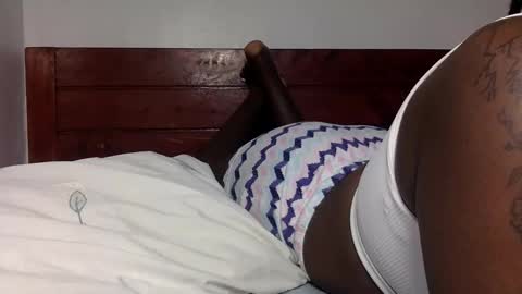Willa Sara online show from May 31, 11:39 pm