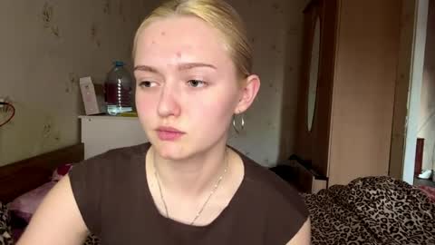 Snapshot of willettealfiero chatting on April 8, 2:39 pm Sophia online show from April 8, 2:39 pm