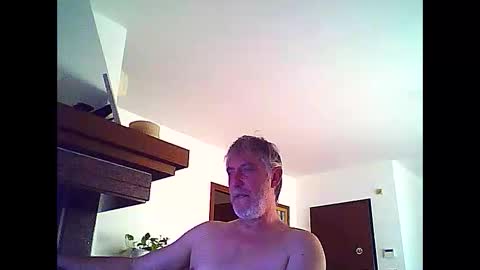 Willfire71 online show from May 16, 6:32 am