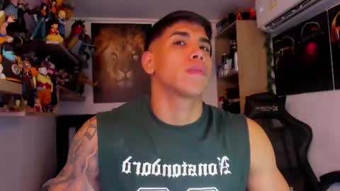 Snapshot of william_dracko9 chatting on June 27, 9:31 pm Dracko online show from June 27, 9:31 pm