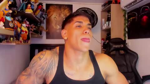 Snapshot of william_dracko9 chatting on July 22, 6:16 am Dracko online show from July 22, 6:16 am