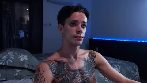 Snapshot of william_henry_a chatting on October 7, 2:14 pm William online show from October 7, 2:14 pm